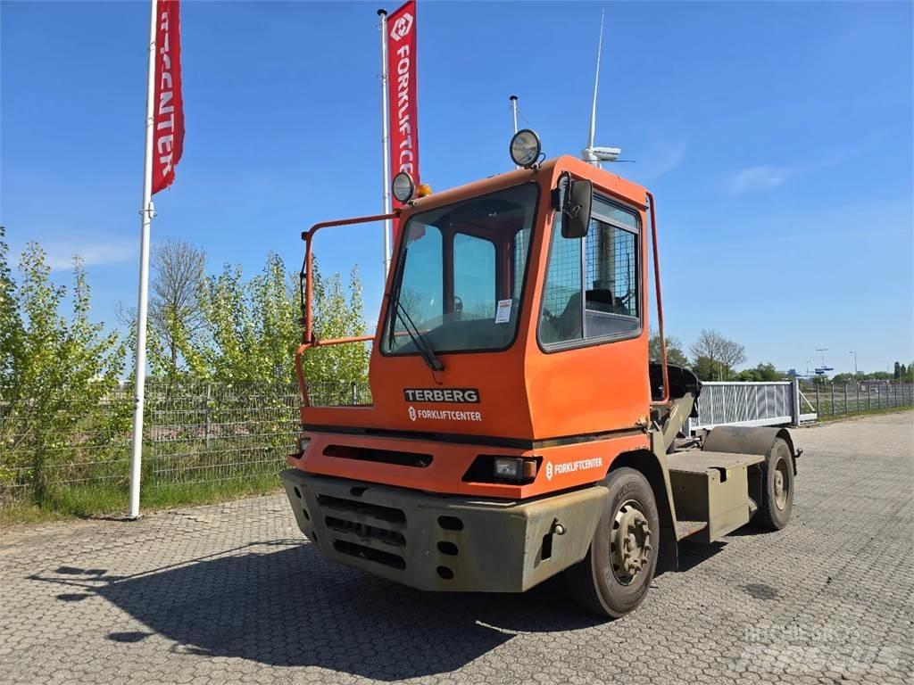 Terberg YT182 Naudoti terminalų vilkikai
