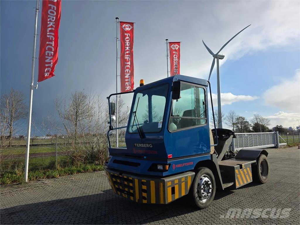 Terberg YT222 Naudoti terminalų vilkikai