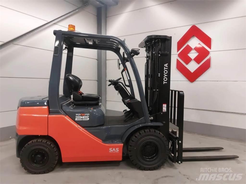 Toyota 52-8FDF25 Dyzeliniai krautuvai