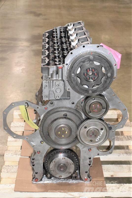 CAT C15 Varikliai