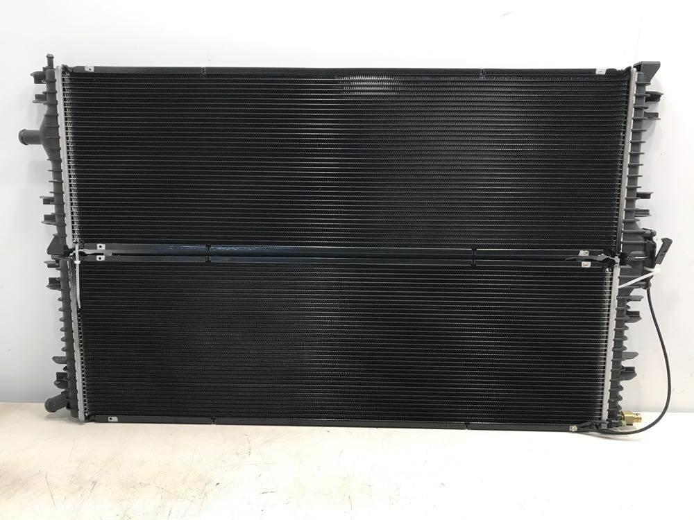 CAT CT660 Radiatoriai