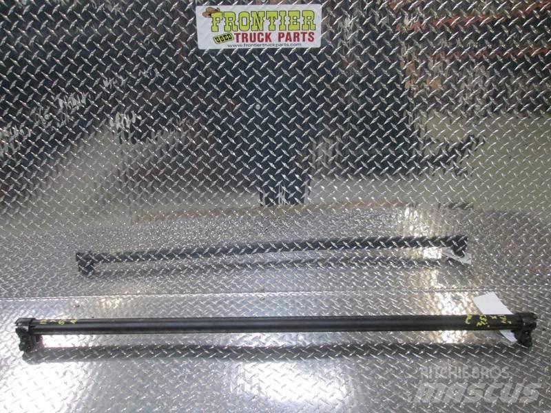 Eaton  Transportas - Kita