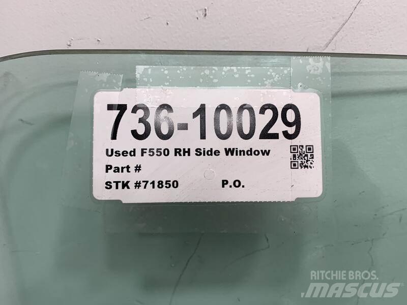 Ford F550 Transportas - Kita