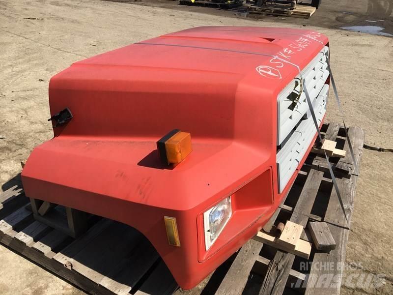 Ford F700 Kabinos ir salonai