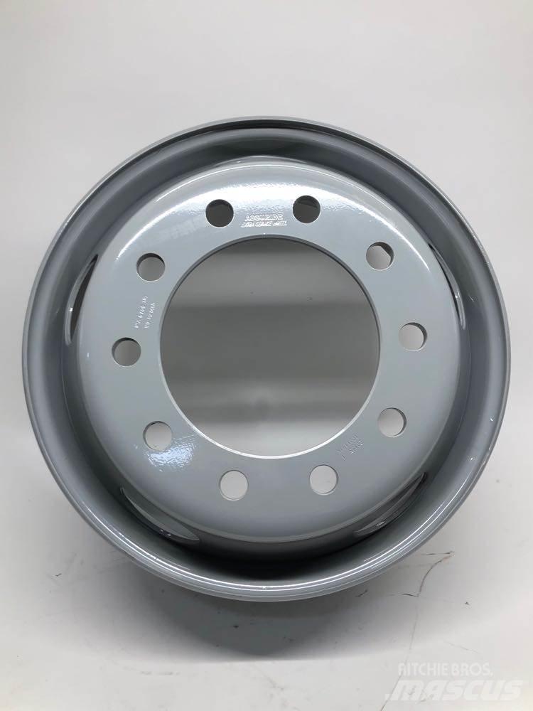 Ford F750 Padangos, ratai ir ratlankiai