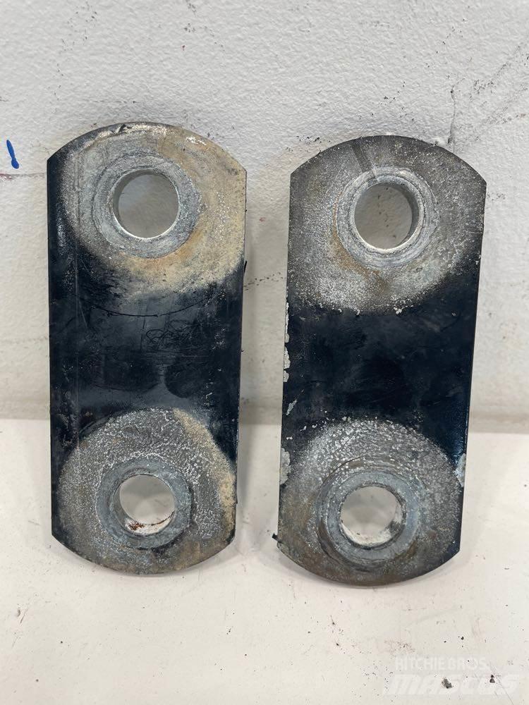 Ford F750 Važiuoklė ir suspensija