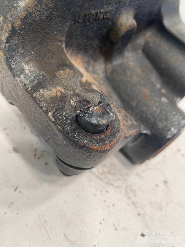 Ford F750 Važiuoklė ir suspensija