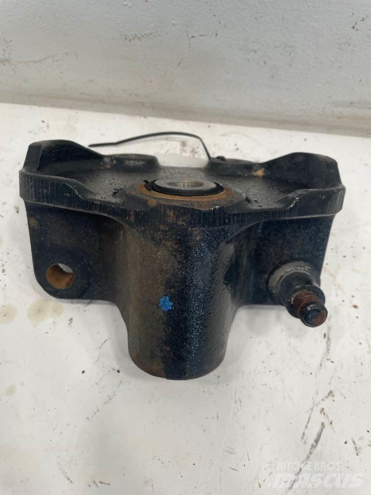 Ford F750 Važiuoklė ir suspensija