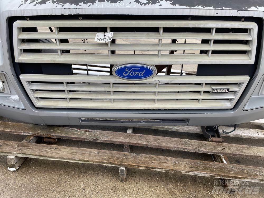 Ford F800 Kabinos ir salonai