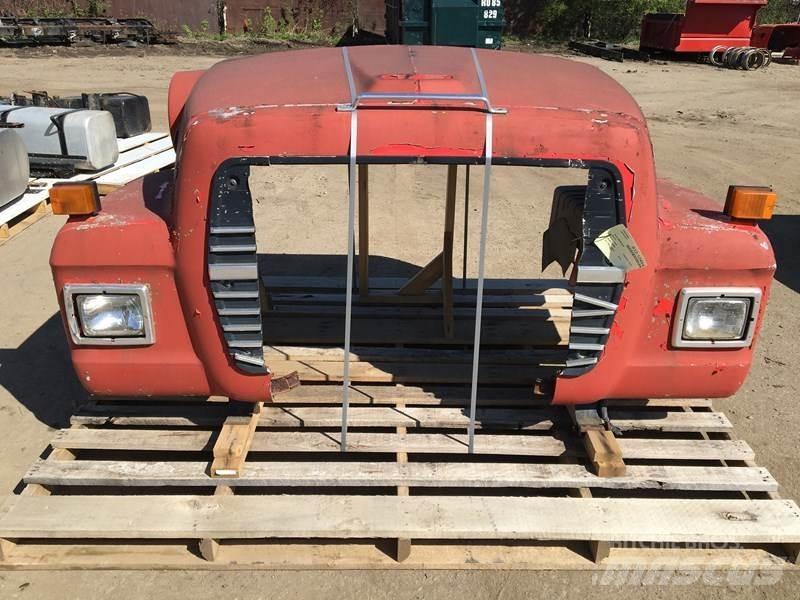 Ford L9000 Kabinos ir salonai