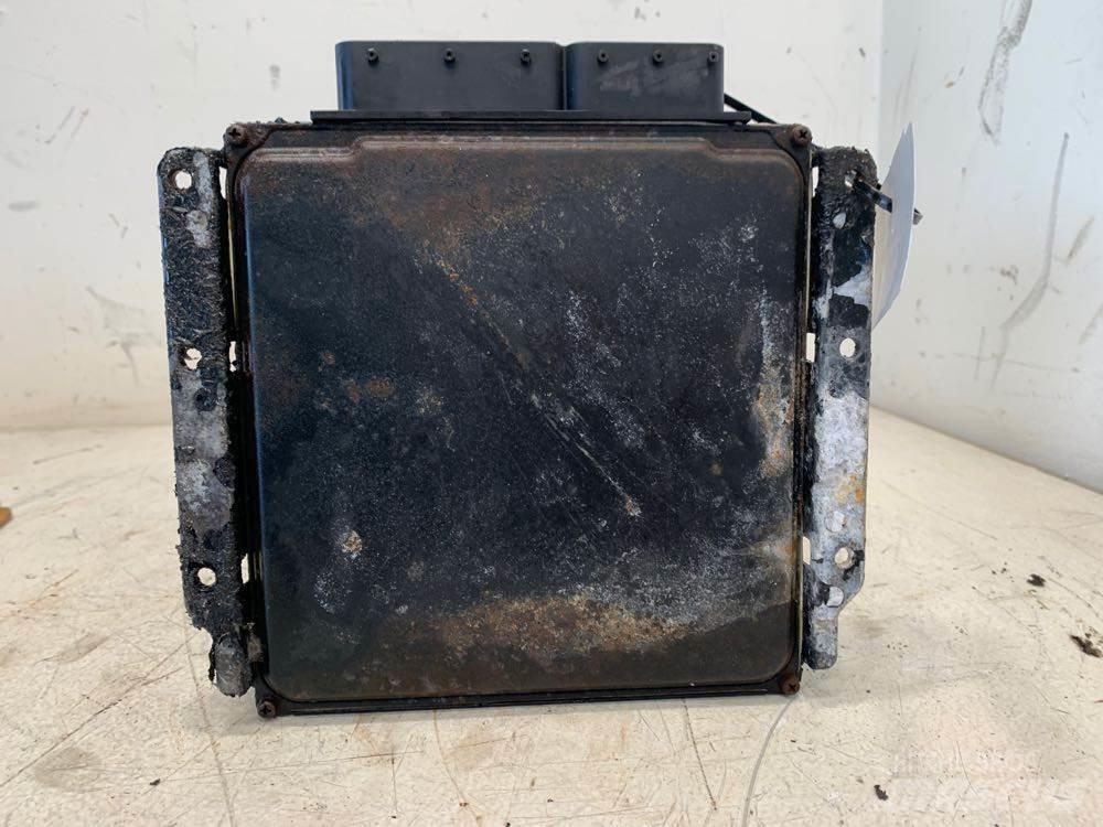 GMC W4500 Kabinos ir salonai