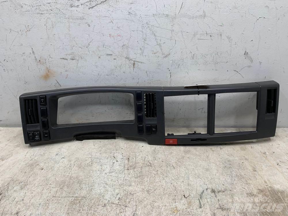 Isuzu NPR Transportas - Kita