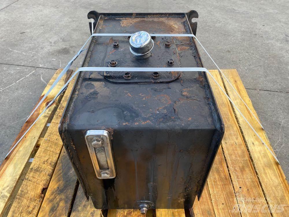 Mack CV713 Hidraulikos įrenginiai