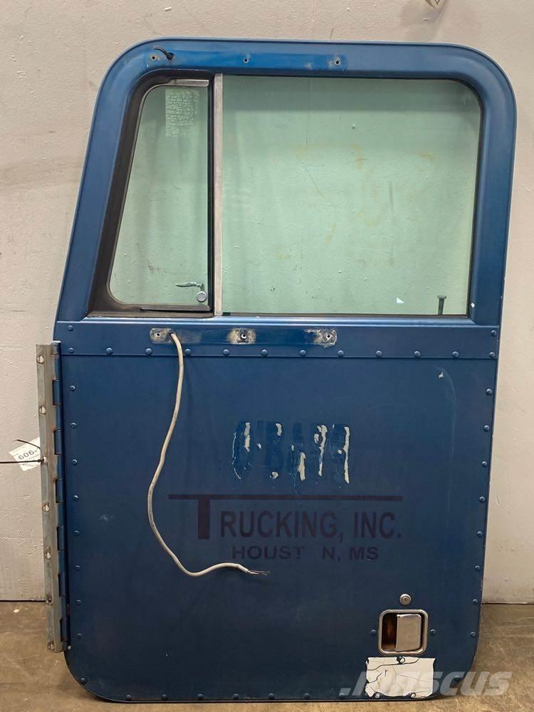 Peterbilt  Transportas - Kita