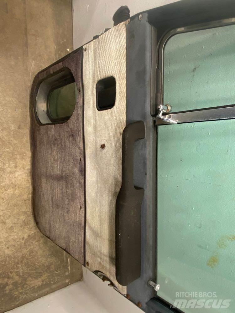 Peterbilt  Transportas - Kita