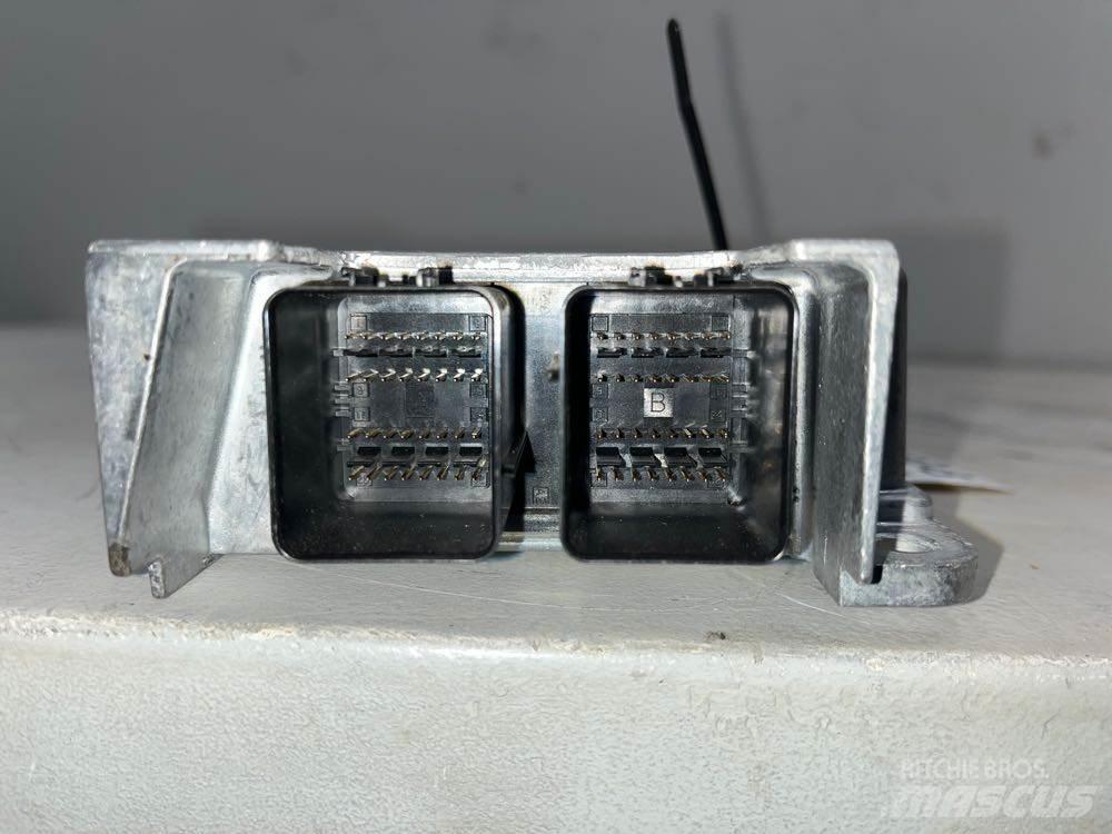 RAM 5500 Kabinos ir salonai