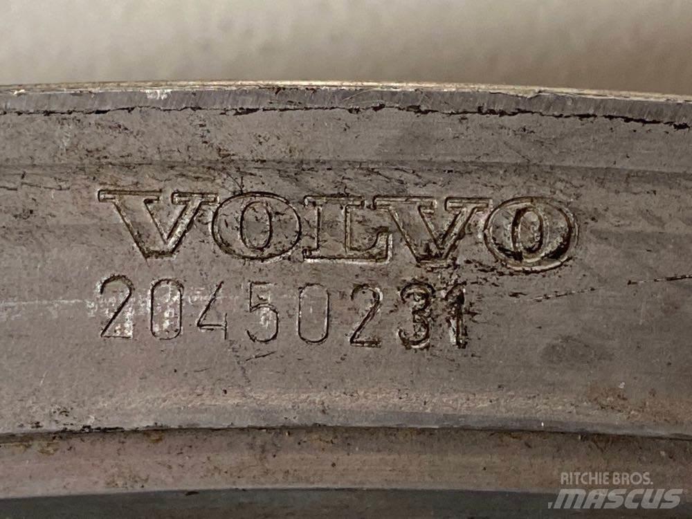 Volvo  Transportas - Kita