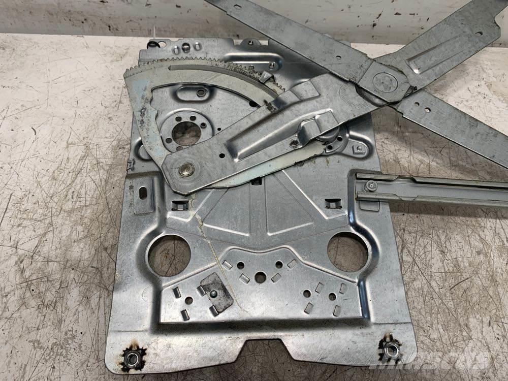 Volvo VNL Transportas - Kita