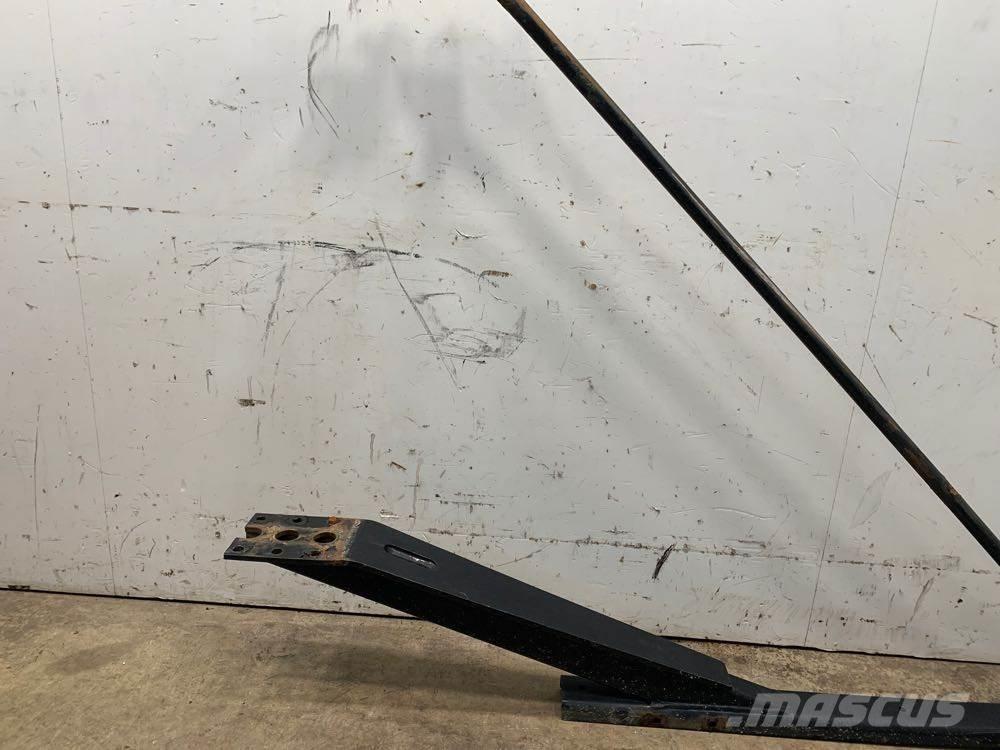 Volvo VNL Transportas - Kita