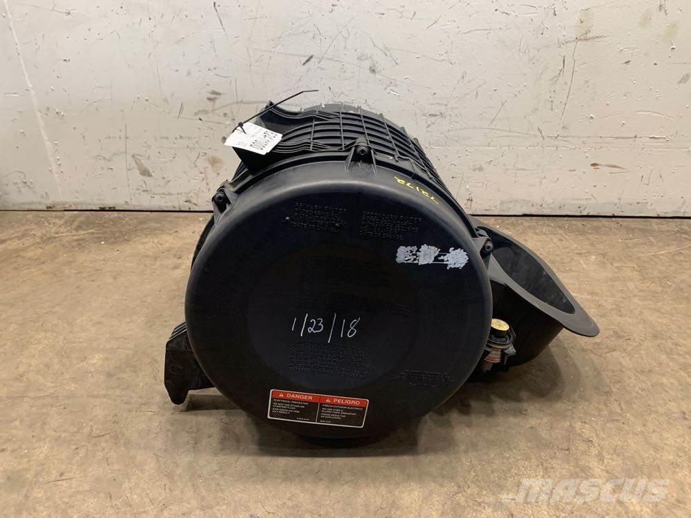 Volvo VNL Transportas - Kita