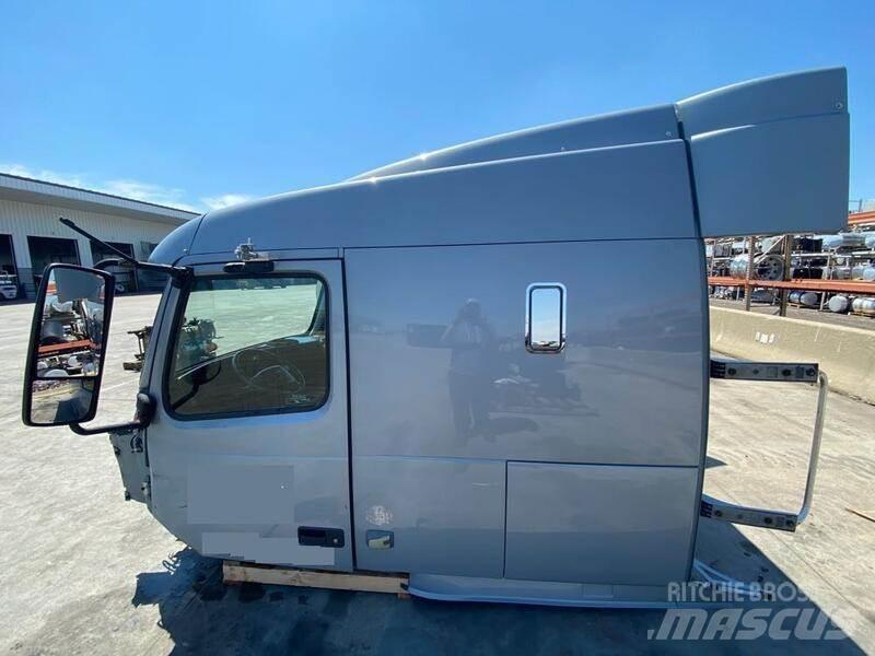 Volvo VNL Kabinos ir salonai
