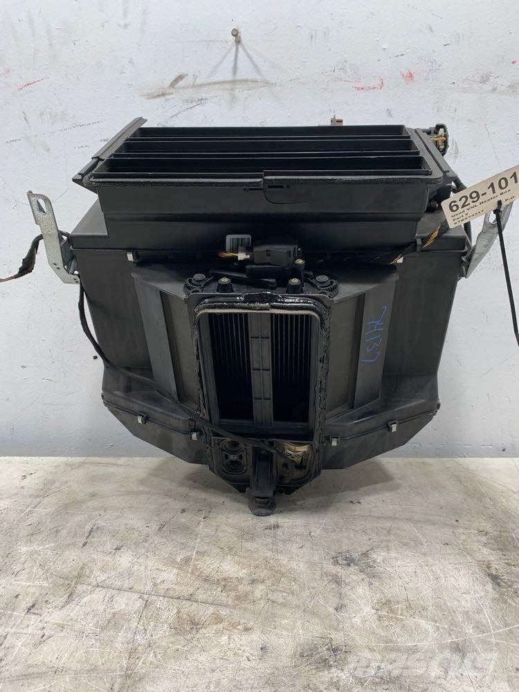 Volvo VNL Transportas - Kita