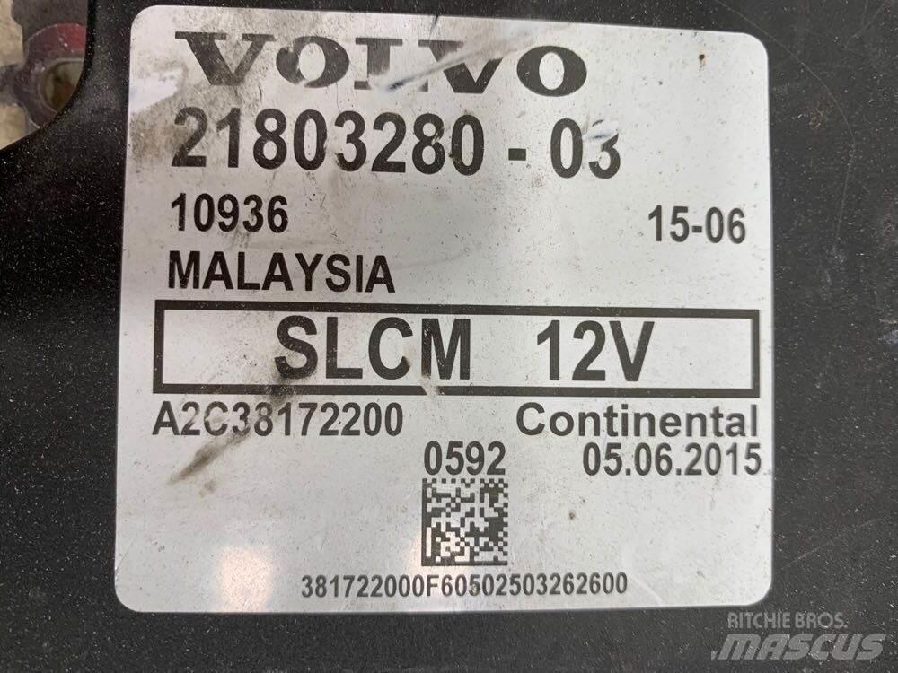 Volvo VNL Kabinos ir salonai