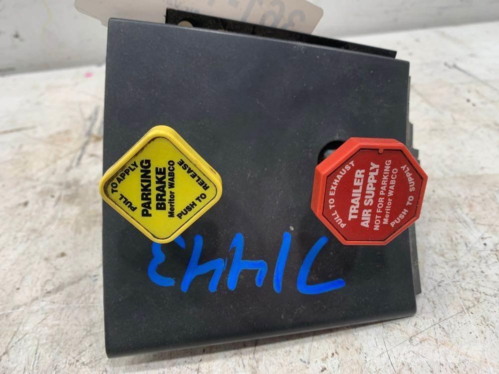 Volvo VNL Transportas - Kita