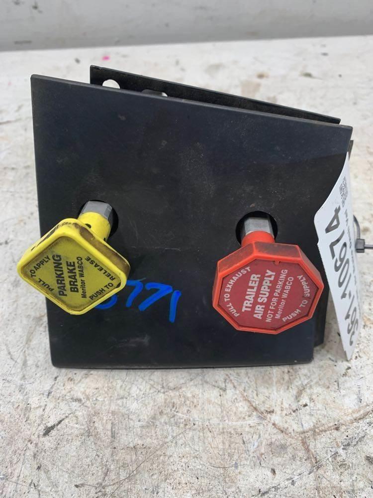 Volvo VNL Transportas - Kita