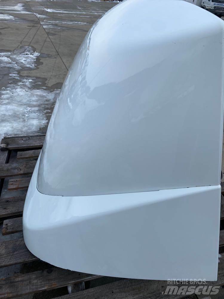 Volvo VNM Kabinos ir salonai