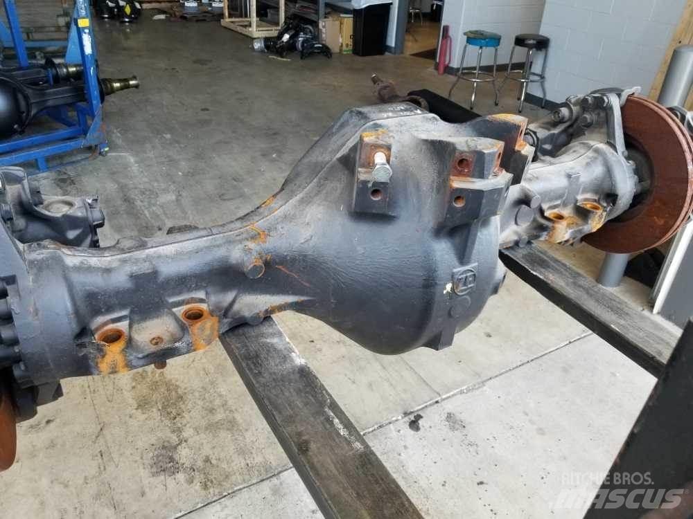 ZF A132 Ašys