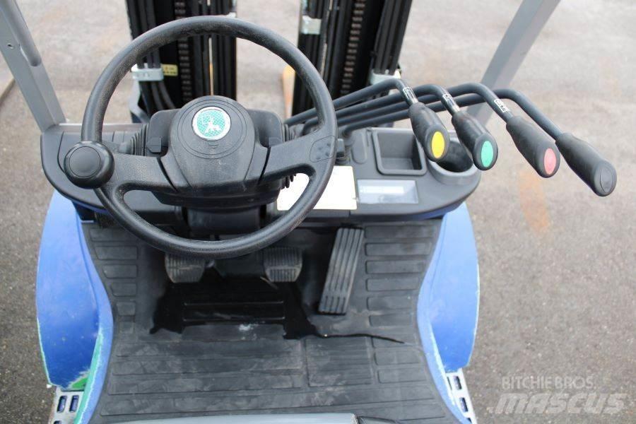 Cesab M 325 D Dyzeliniai krautuvai