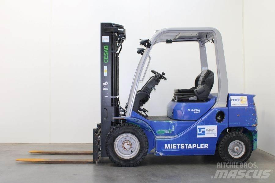 Cesab M 325 D Dyzeliniai krautuvai