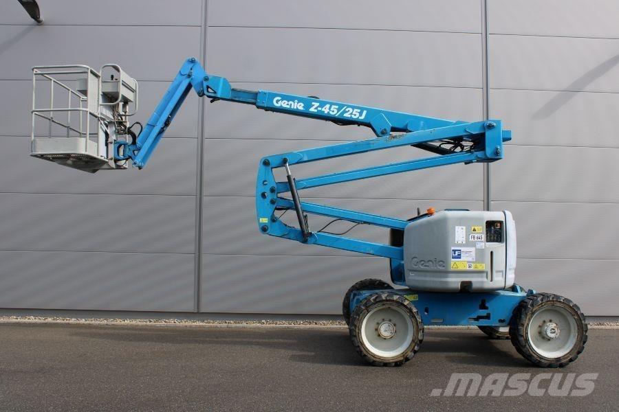 Genie Z 45 / 25 Alkūniniai keltuvai