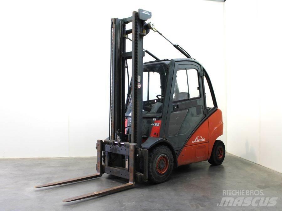 Linde H 25 D Dyzeliniai krautuvai