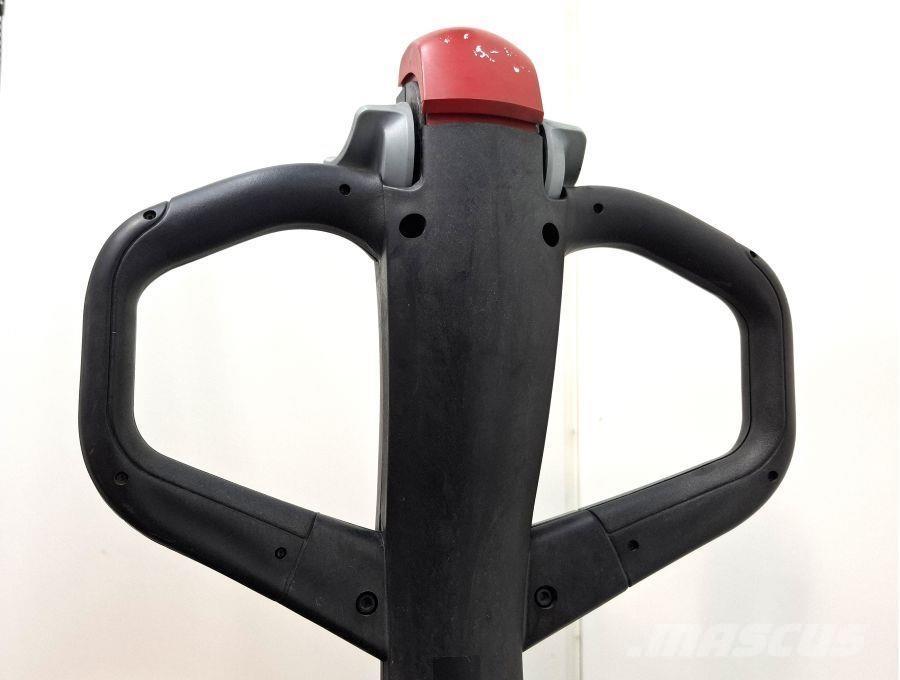 Still EGV 14 Rankiniai vėžimėliai