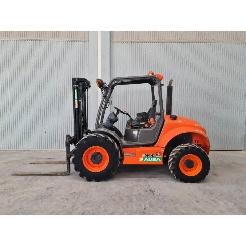 Ausa C250H Visureigiai krautuvai