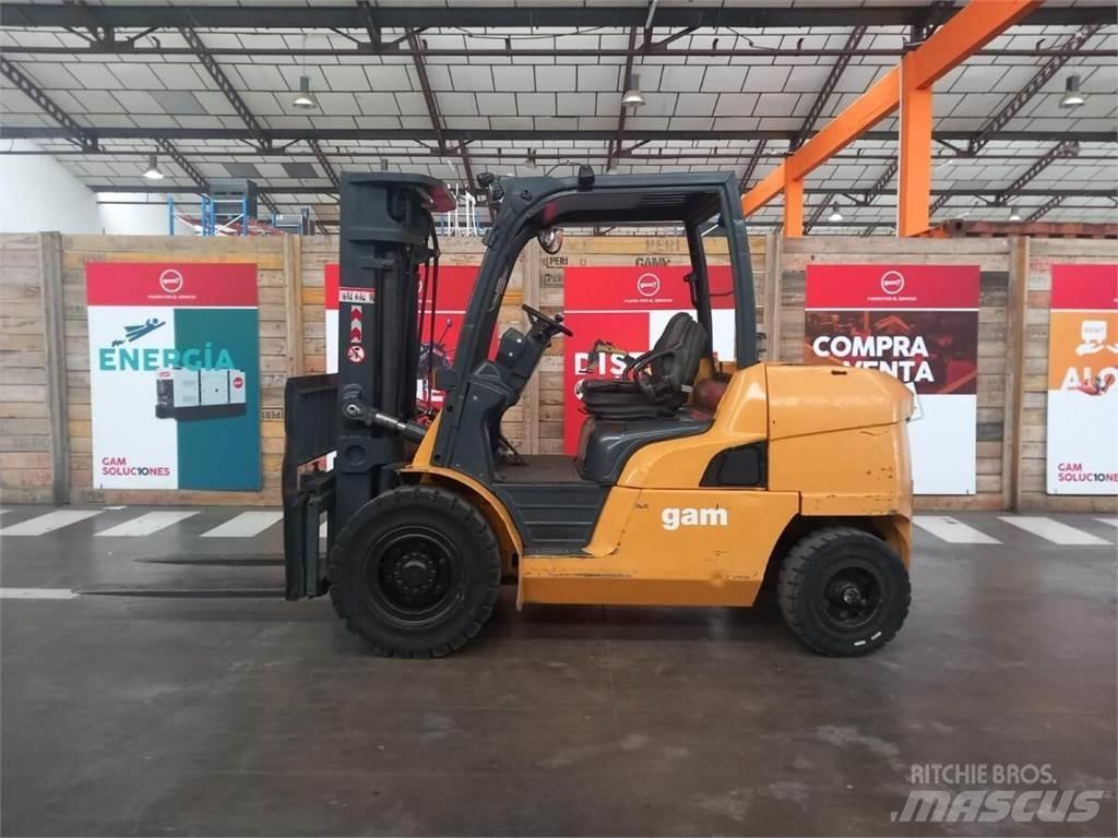 CAT DP45NTD Dyzeliniai krautuvai