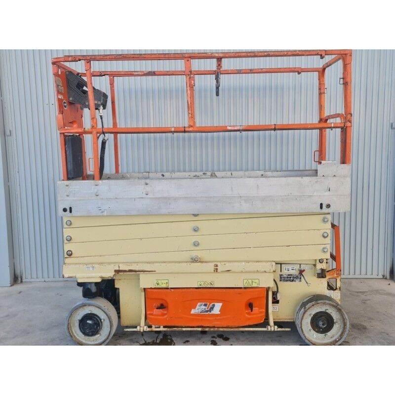 JLG 2630 ES Žirkliniai keltuvai