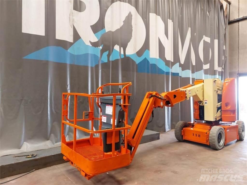 JLG E300AJP Alkūniniai keltuvai