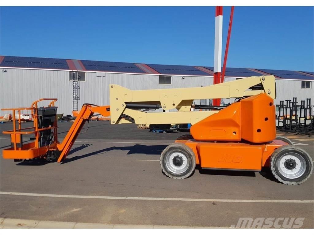 JLG E450AJ Alkūniniai keltuvai
