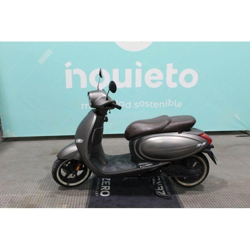  Urban D6 Visureigiai