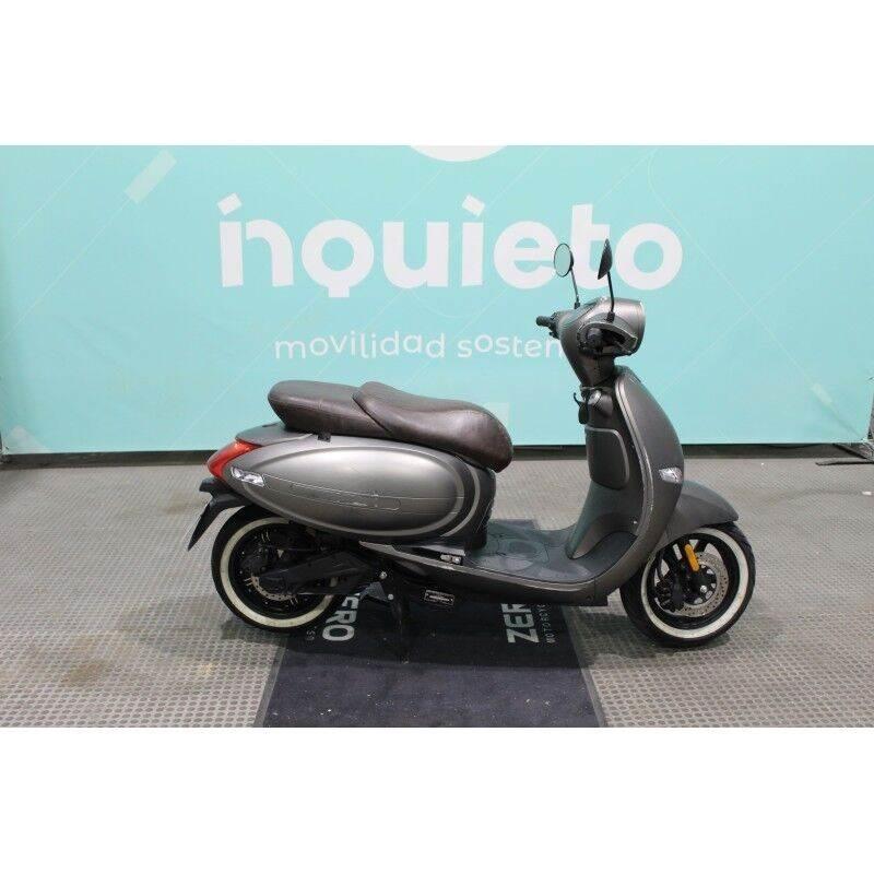  Urban D6 Visureigiai