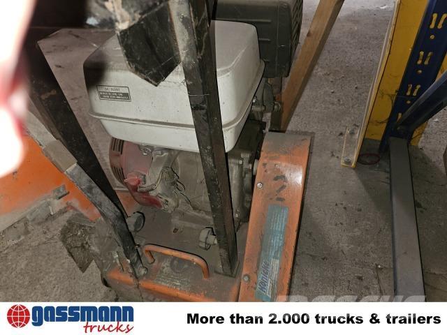  Andere C 85 Statyba - Kita