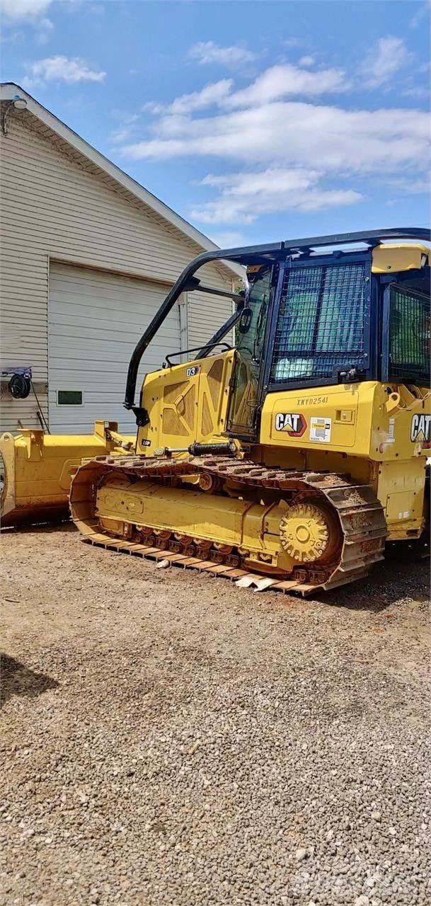 CAT D3 LGP Vikšriniai buldozeriai