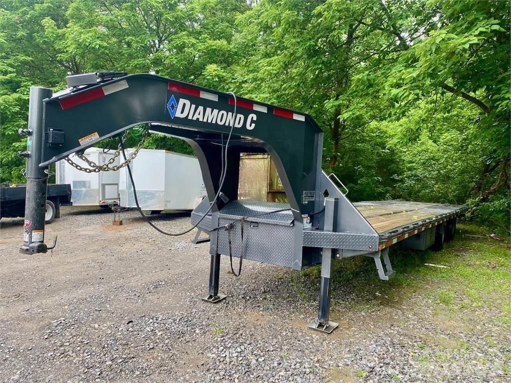 Diamond C  Autovežių priekabos