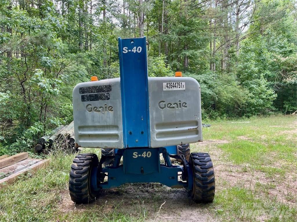 Genie S40 Kiti keltuvai ir platformos