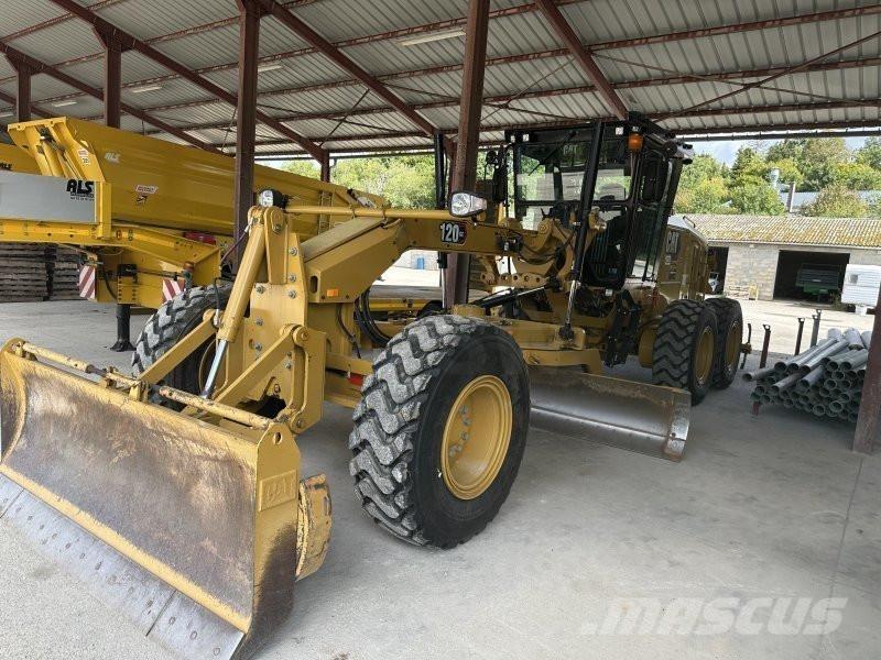 CAT 120GC Greideriai
