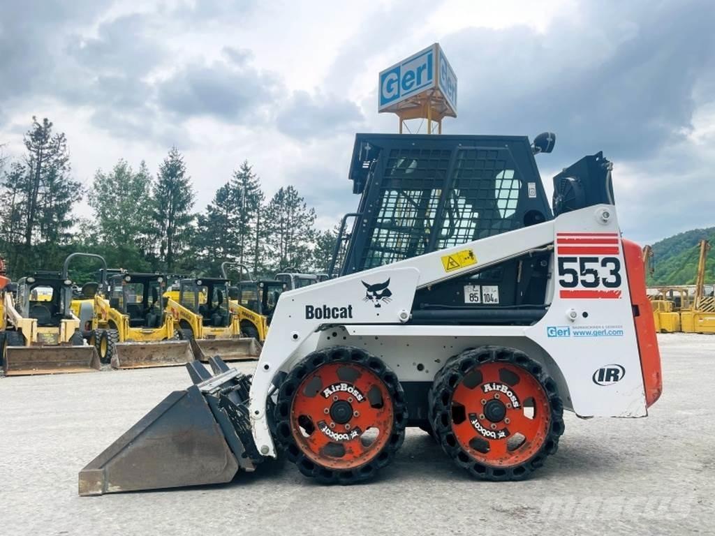 Bobcat 553 Krautuvai su šoniniu pasukimu