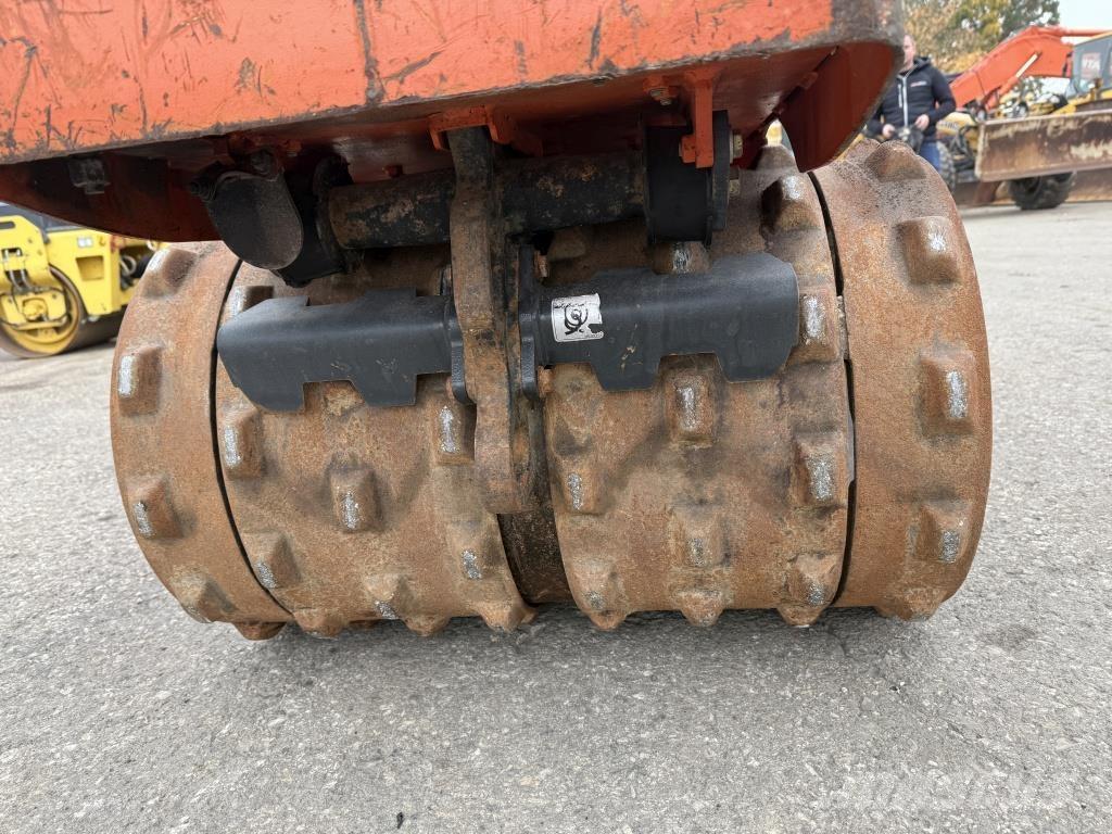 Bomag BMP 8500 Gruntiniai volai